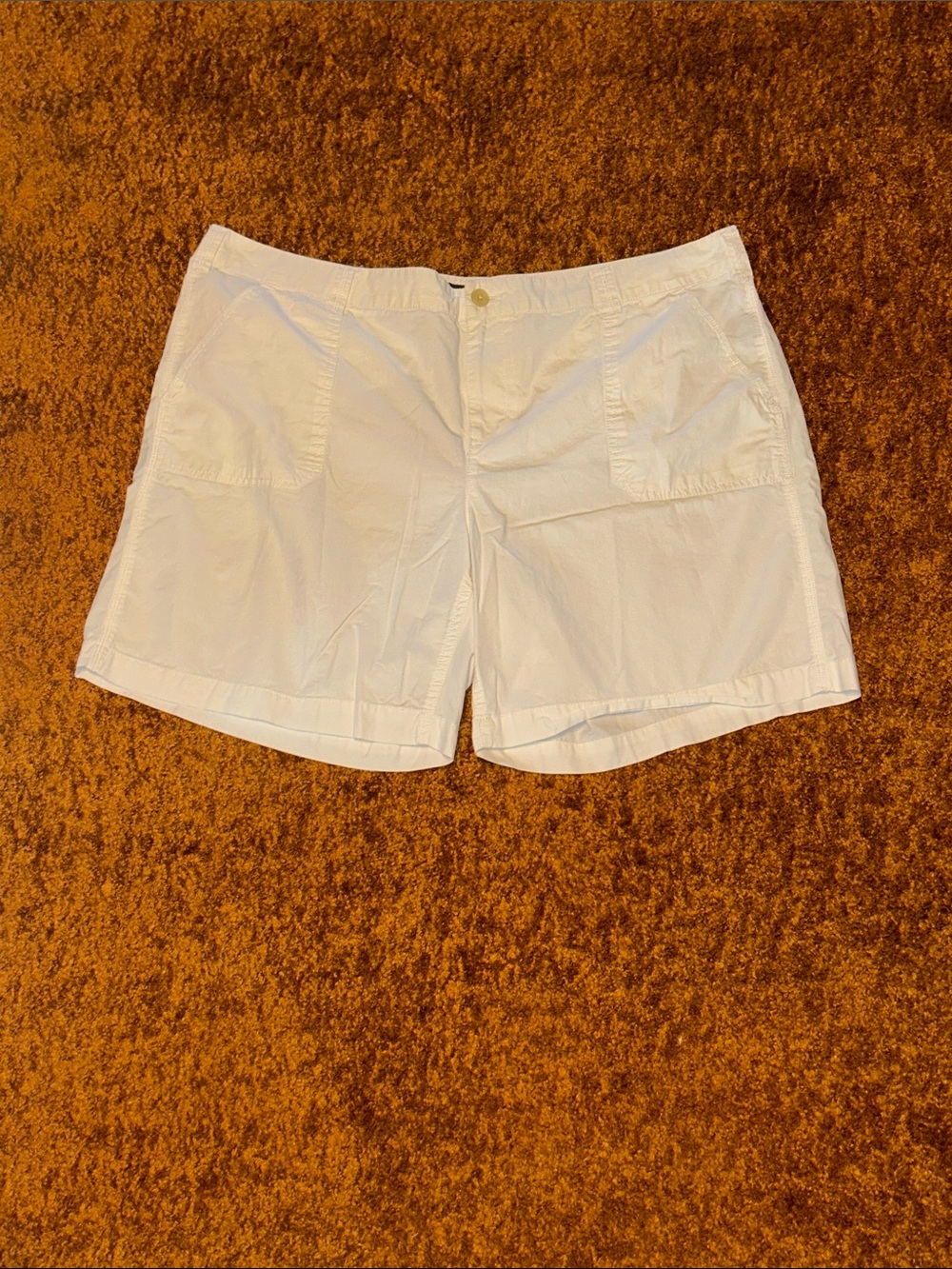 Lauren Ralph Lauren White Women’s Bermuda Shorts with Patch Pockets